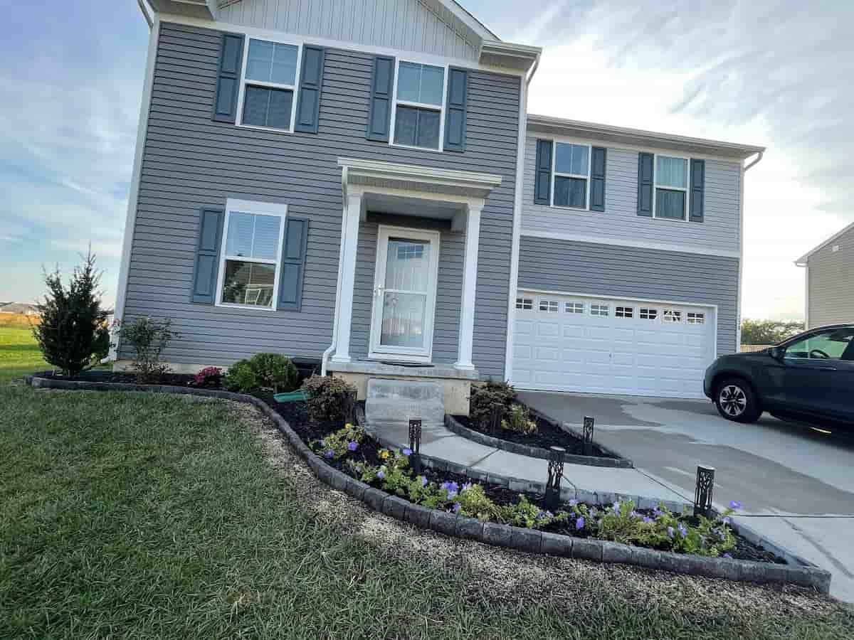 Professional Mulching Services Armando’s Landscaping & Masonry